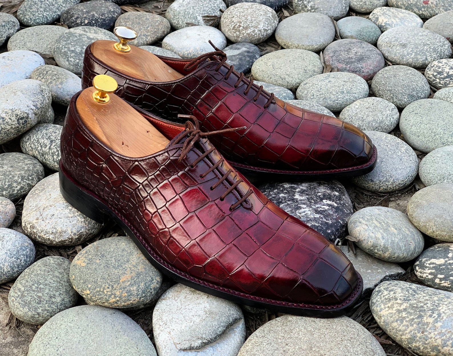 Mens Handmade Formal Burgundy Color Alligator Textured Leather Dress Shoes, Men’s Fashion Designer Oxford Lace Up Shoes