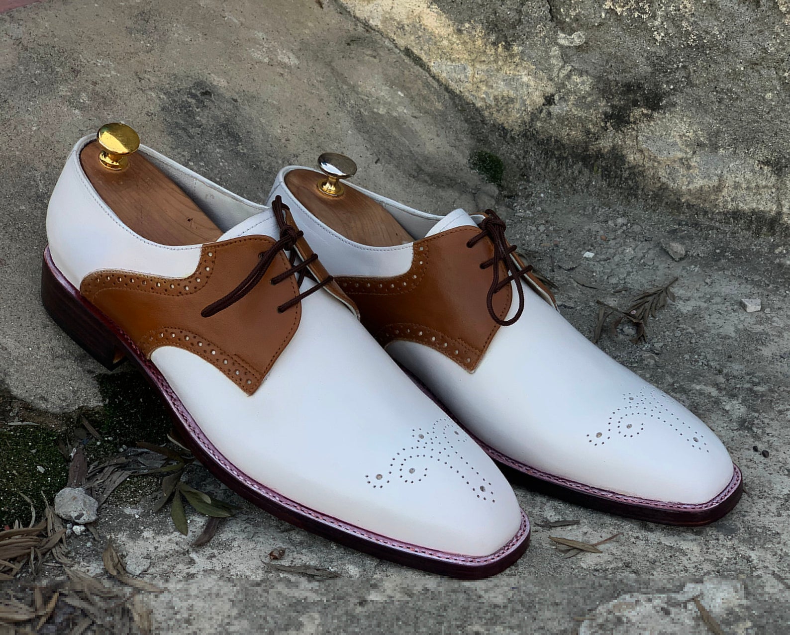 Two Tone Brown White Brogue Toe Leather Shoes, Men Lace up Designer Dress Formal Shoes